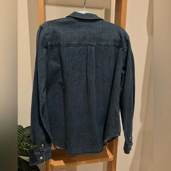 🆕 Universal Thread Dark Blue Denim Button Top or Lightweight shirt jacket - Picture 5 of 6